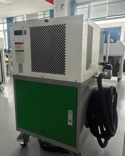 2000 watts cw Air-Conditioned laser cleaner